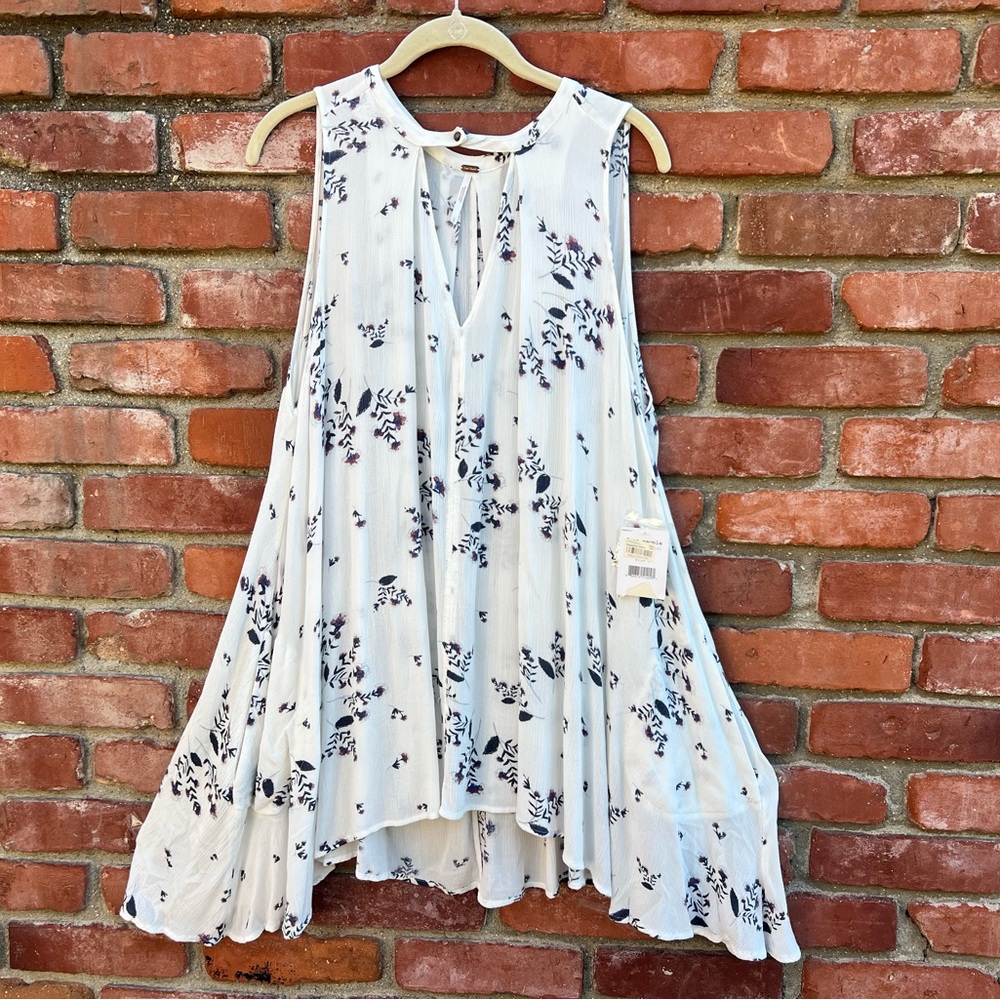 Free People White and Navy Floral Tunic Dress